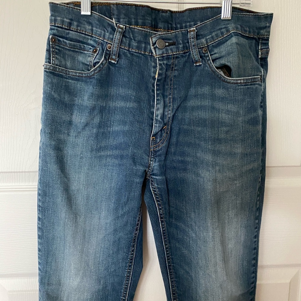 Levi’s Athletic Cut 541 Size 33 x 34